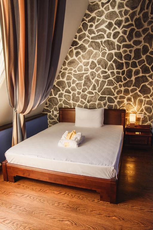 Promenade Park Hotel Shymkent Luaran gambar