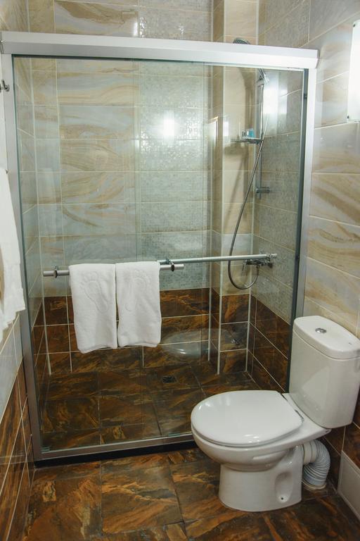 Promenade Park Hotel Shymkent Bilik gambar